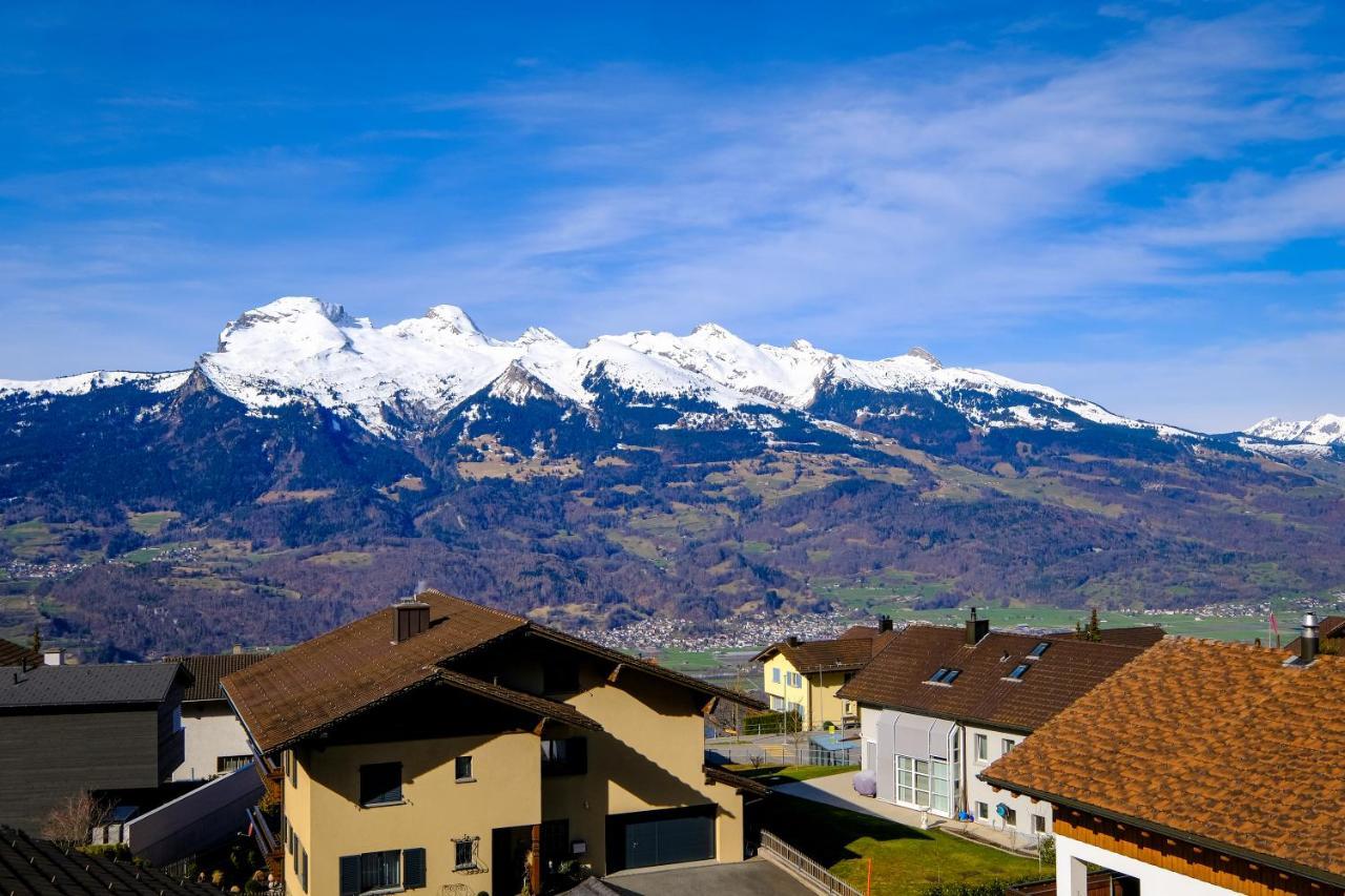 Modern And Cosy 5 Rooms Penthouse With Stunning View Triesenberg Exterior foto